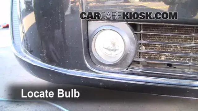 2010 Scion xB 2.4L 4 Cyl. Éclairage Feu antibrouillard (remplacer l'ampoule)
